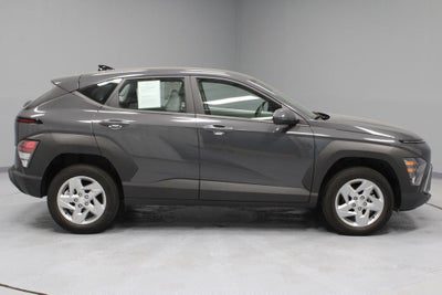2024 Hyundai KONA SE