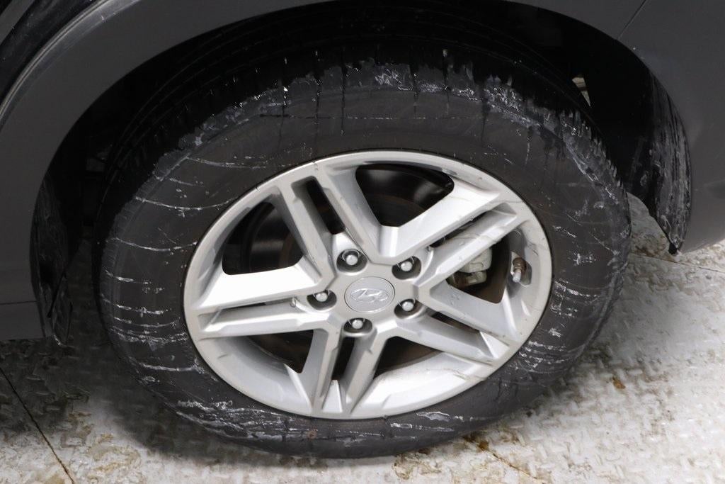 2023 Hyundai KONA SE