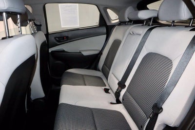 2023 Hyundai KONA SE