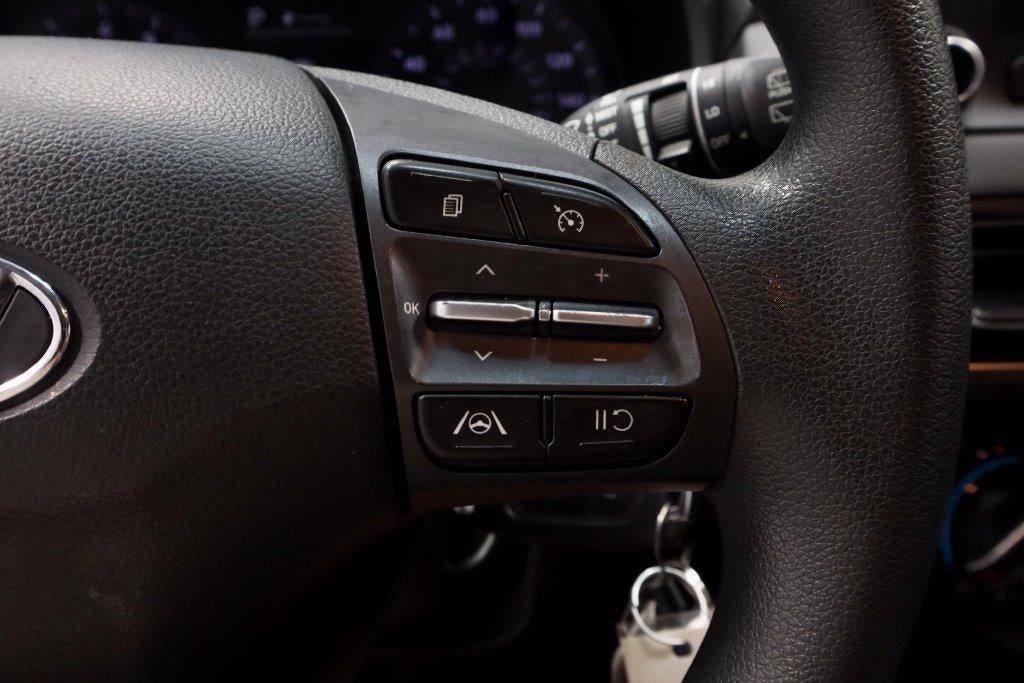 2023 Hyundai KONA SE