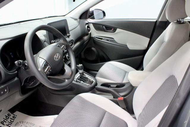 2023 Hyundai KONA SE