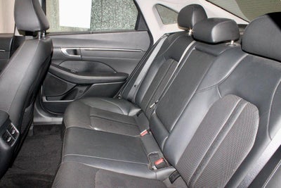2023 Hyundai SONATA Hybrid Limited