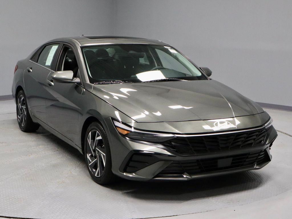 2025 Hyundai ELANTRA SEL Convenience