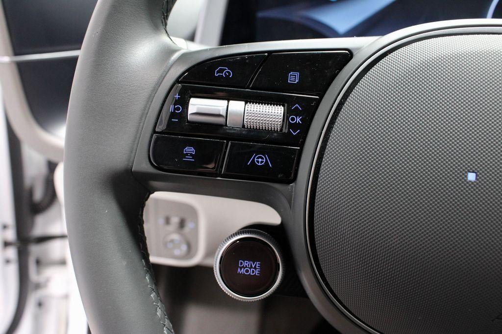 2025 Hyundai IONIQ 6 SEL