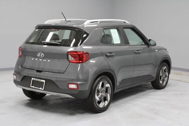 2024 Hyundai VENUE SEL