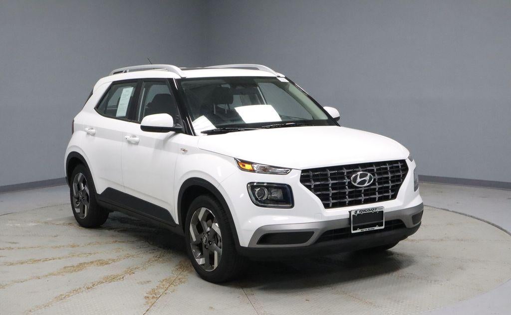 2025 Hyundai VENUE SEL