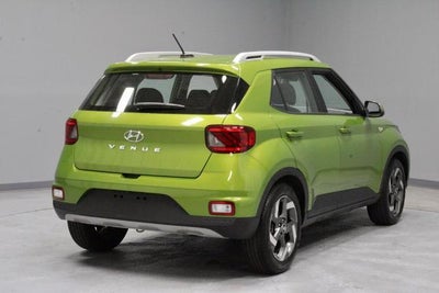 2024 Hyundai VENUE SEL