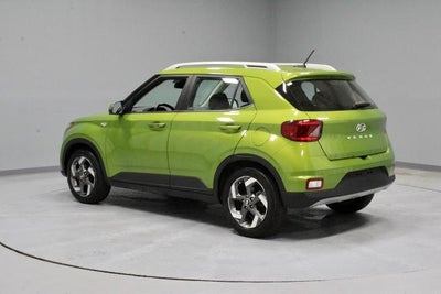 2024 Hyundai VENUE SEL