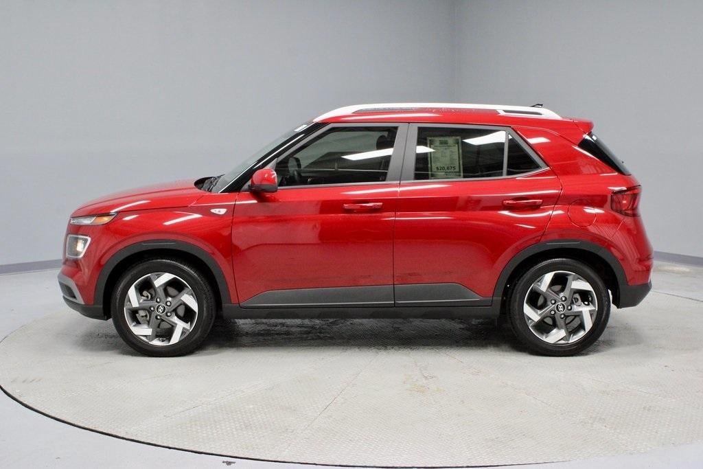 2022 Hyundai VENUE SEL