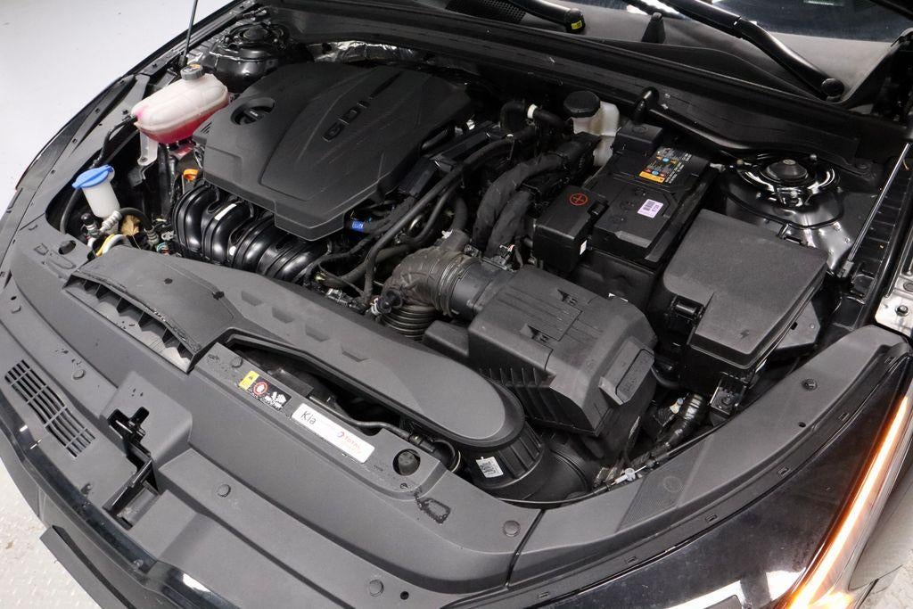 2025 Kia K5 LXS
