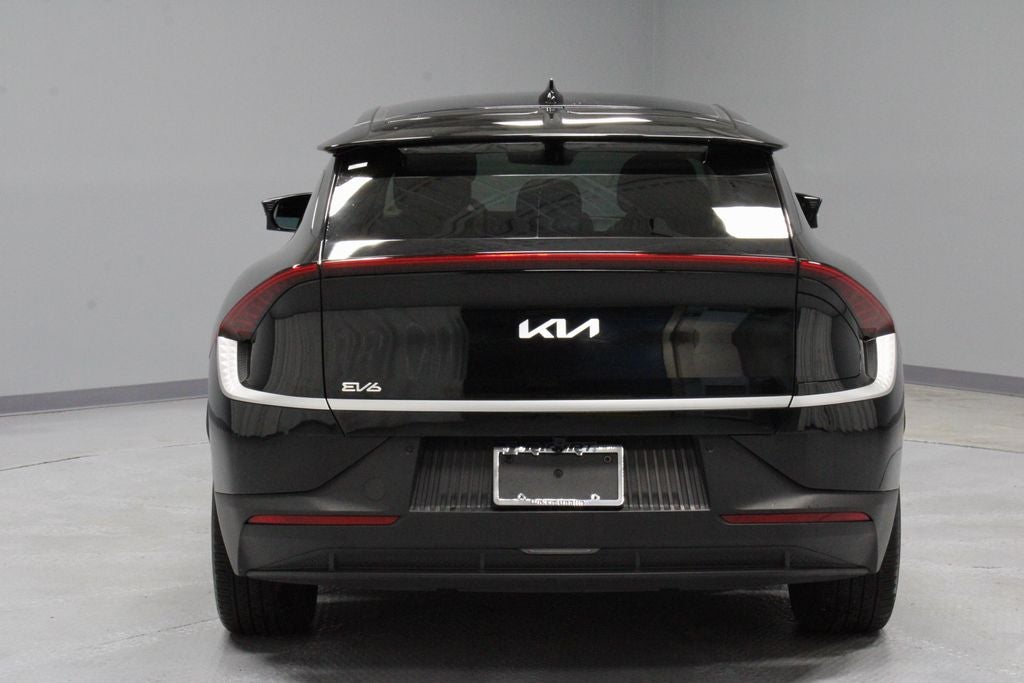 2024 Kia EV6 Light