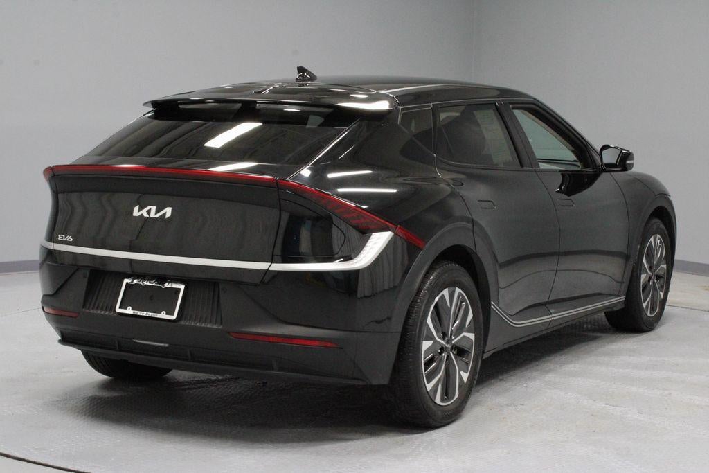 2024 Kia EV6 Light