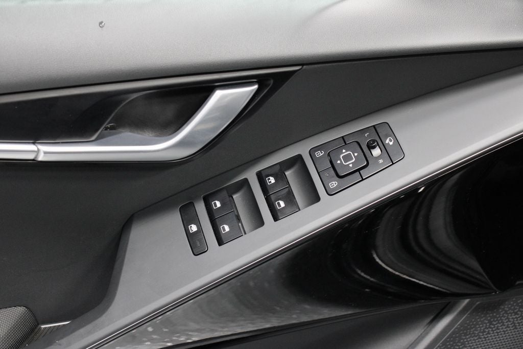 2025 Kia Niro EX Touring