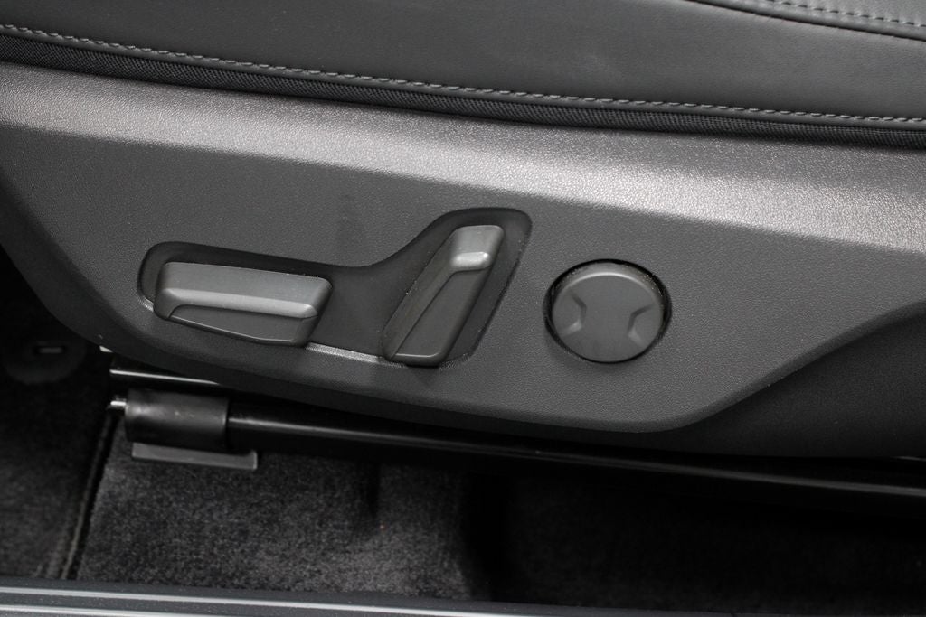 2025 Kia Niro EX Touring