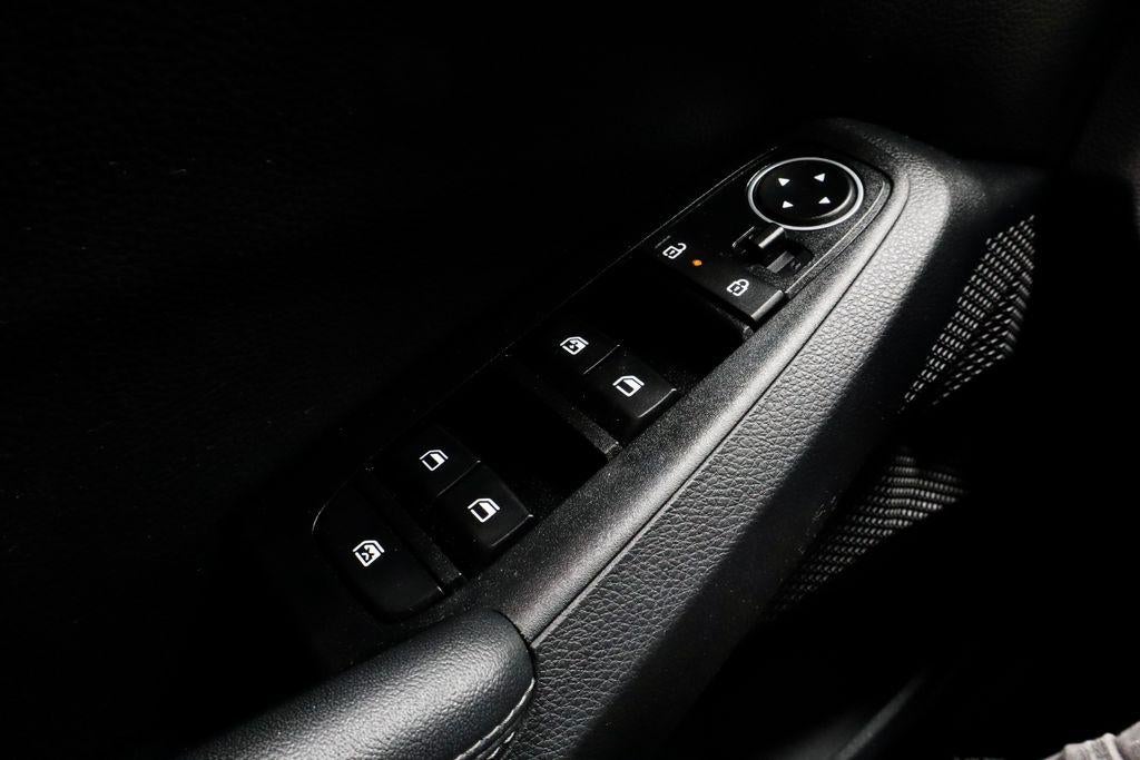 2025 Kia Seltos X-Line