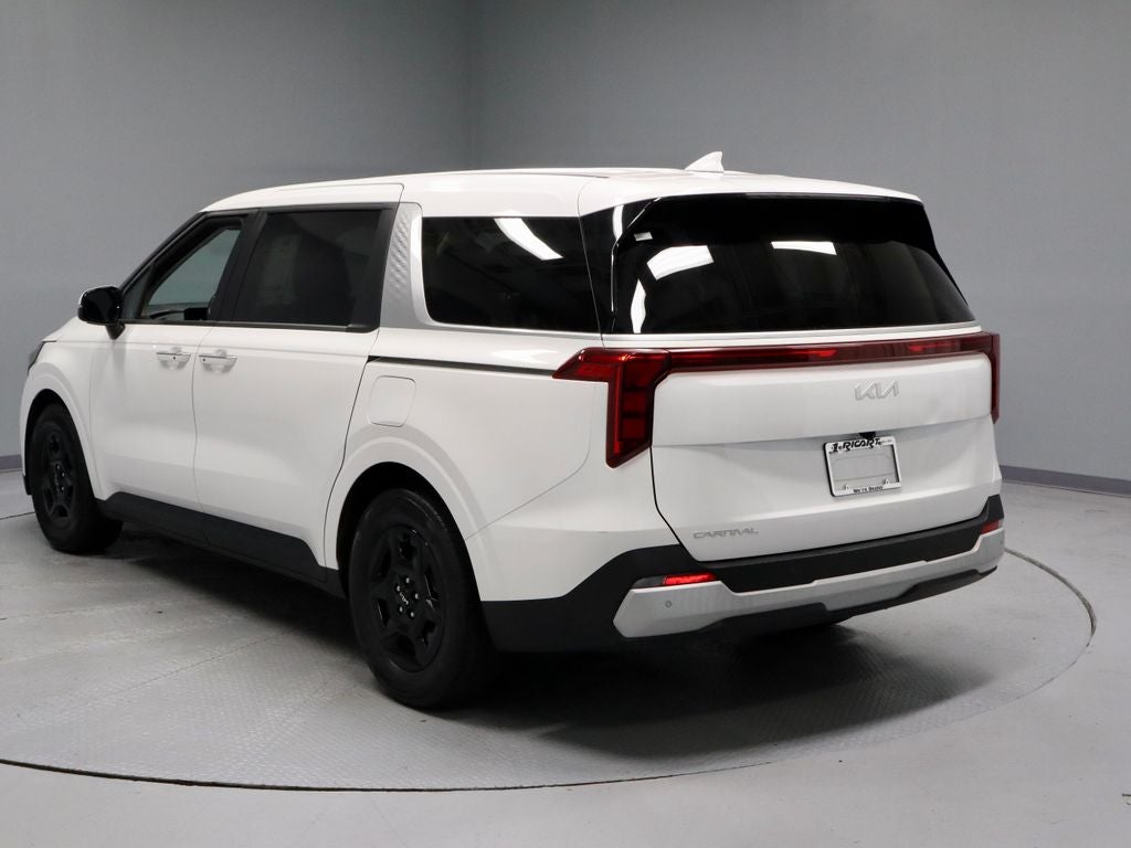 2025 Kia Carnival LXS