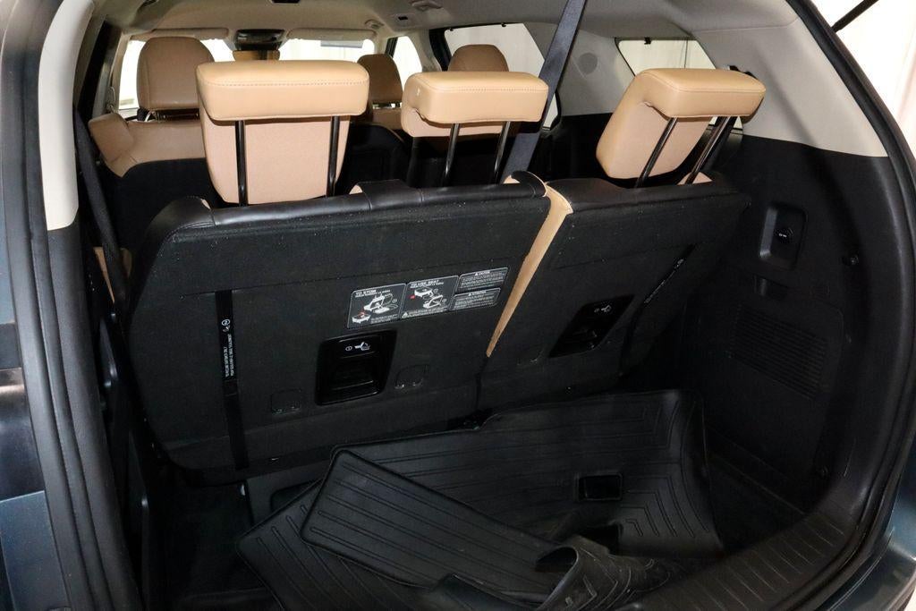 2023 Kia Carnival EX