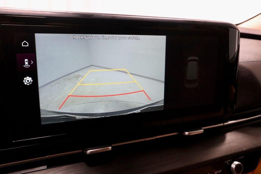 2023 Kia Carnival EX