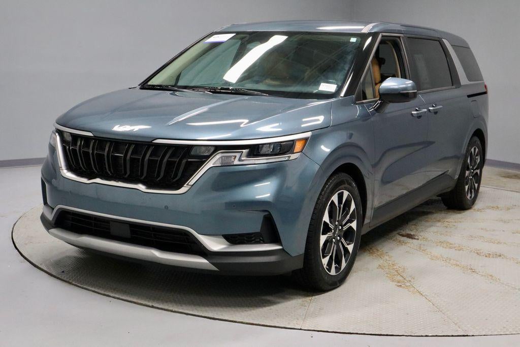 2023 Kia Carnival EX