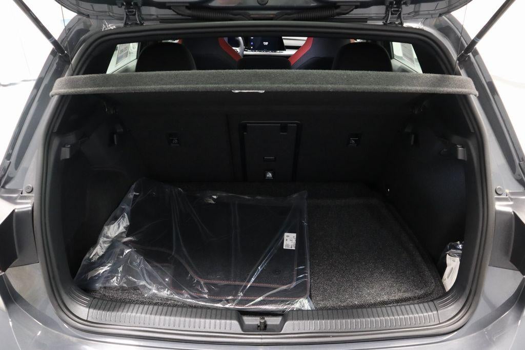 2024 Volkswagen Golf GTI SE