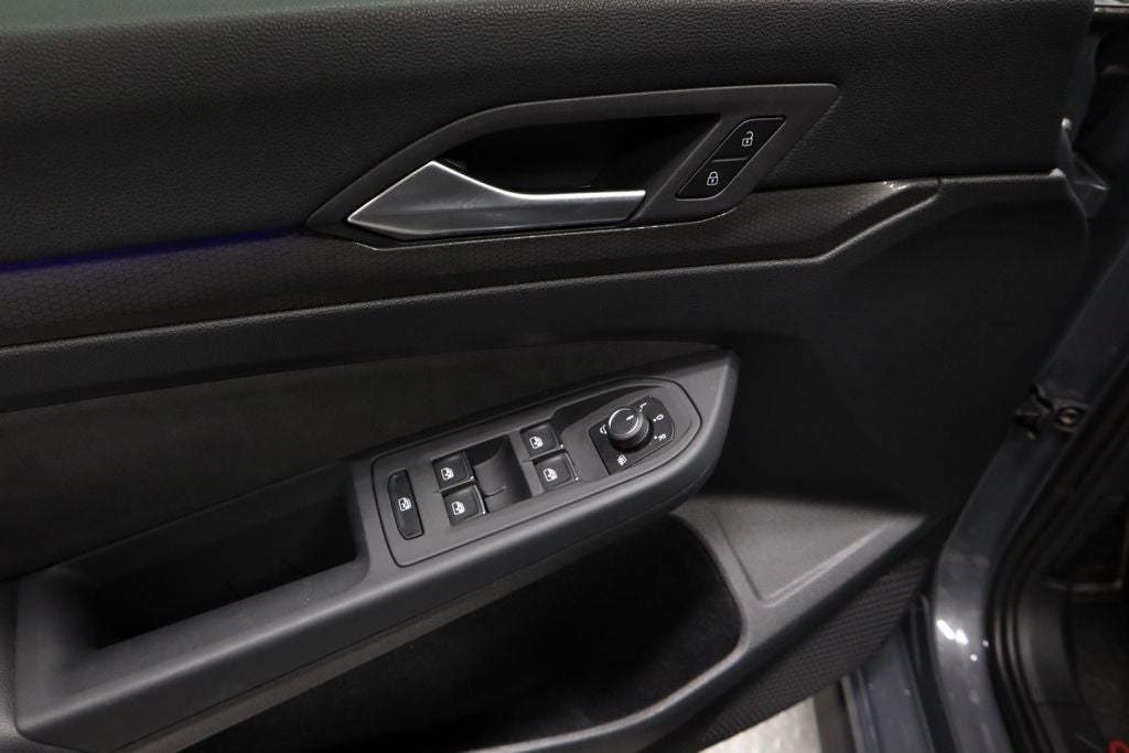 2024 Volkswagen Golf GTI SE