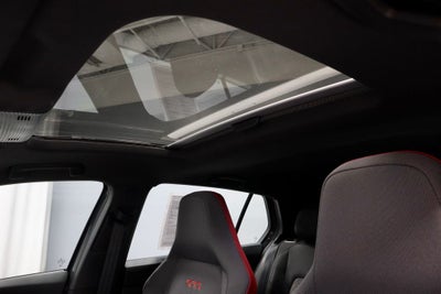 2024 Volkswagen Golf GTI SE