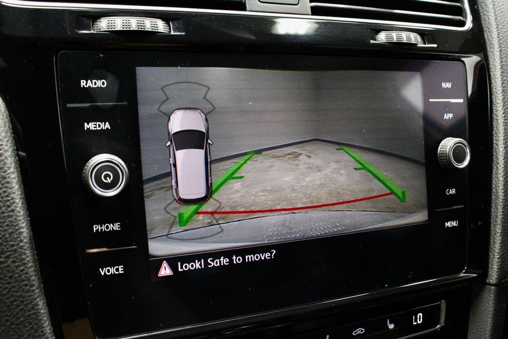 2019 Volkswagen Golf R DCC & Navigation 4Motion