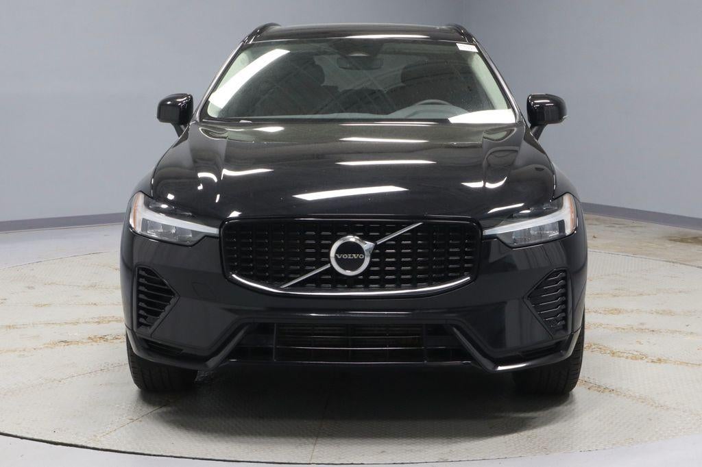 2024 Volvo XC60 Recharge Plug-In Hybrid T8 Plus Dark Theme