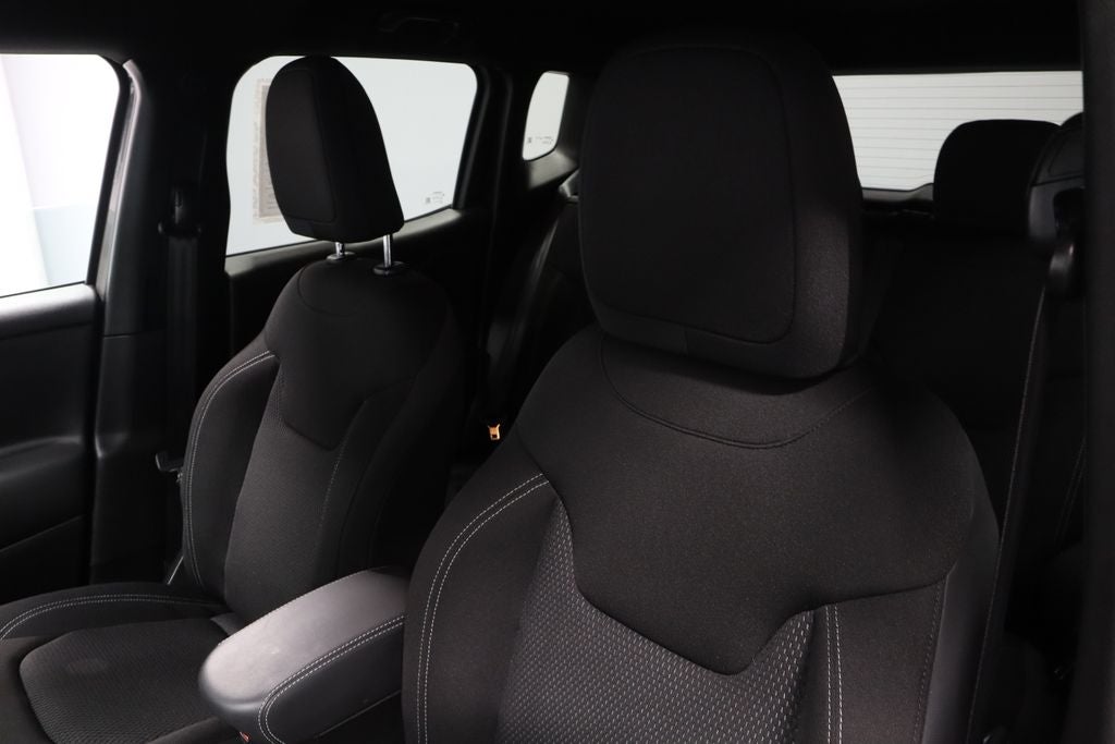 2022 Jeep Renegade Altitude